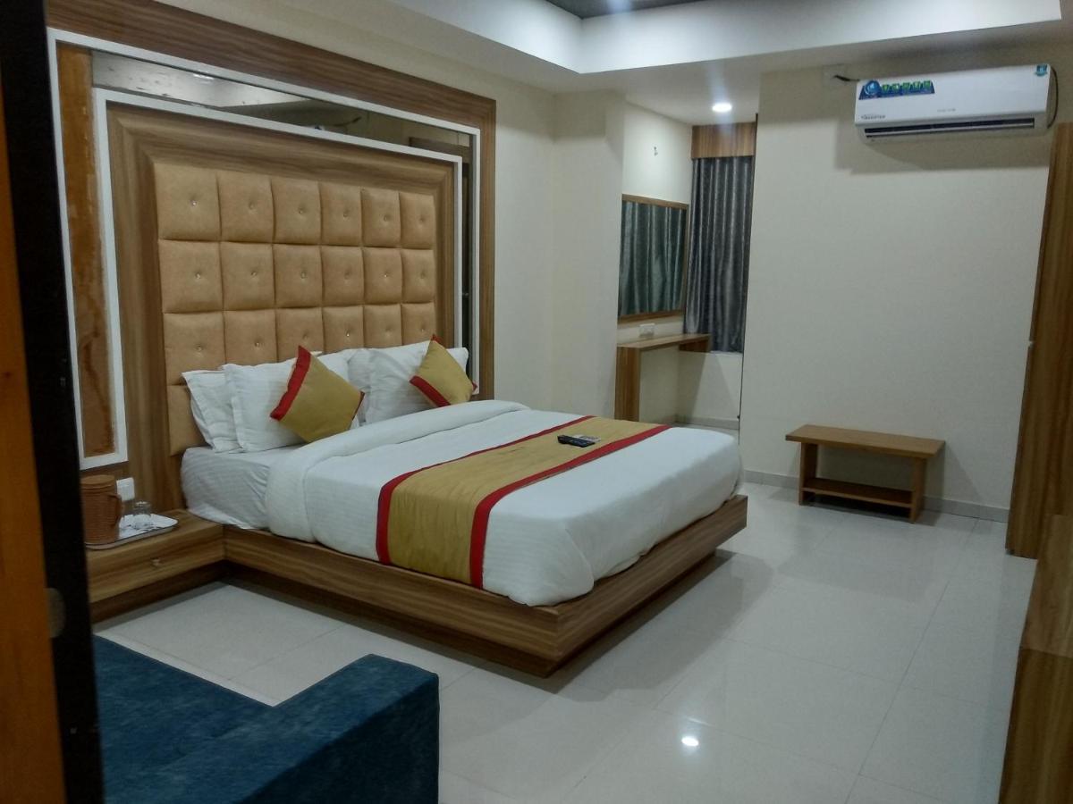 The Nest Residency Hotel Ahmedabad Exterior photo