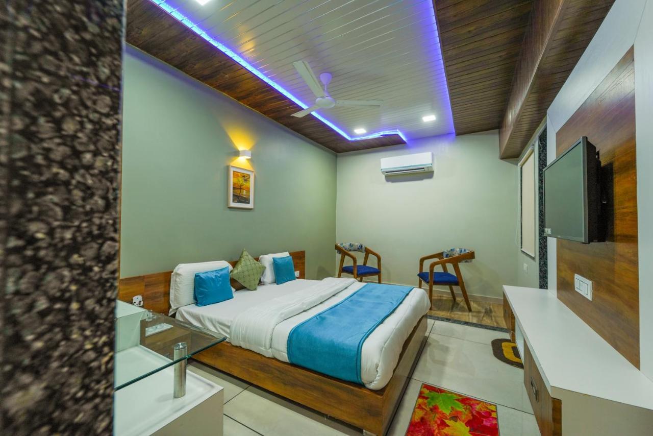 The Nest Residency Hotel Ahmedabad Exterior photo